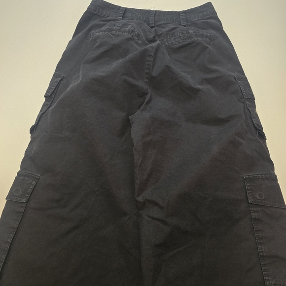 Favorite Daughter The Favorite Cargo Pants - Picture 9 of 14